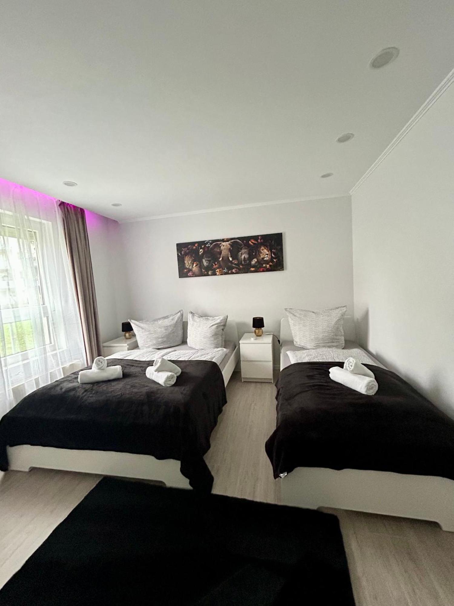 Moderne Ferienwohnung In Сигмаринген Екстериор снимка
